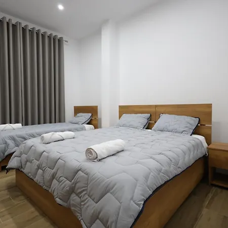 Aurel Guest house *