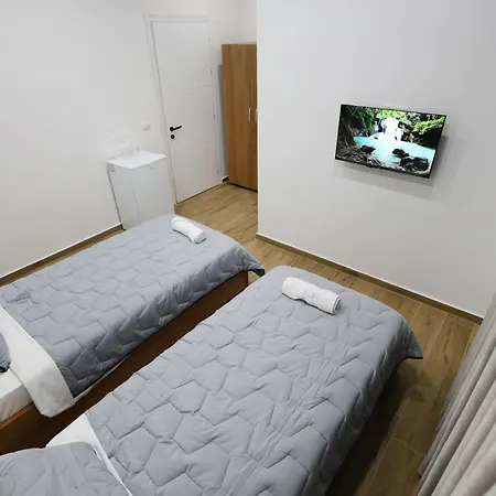 Aurel Guest house